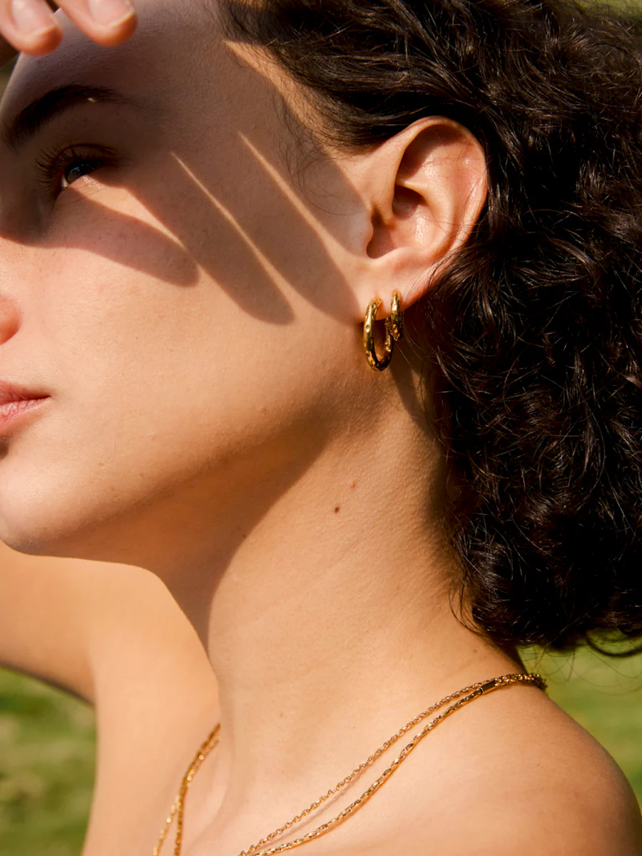 22mm Textured Hoops Ohrringe - Image 2