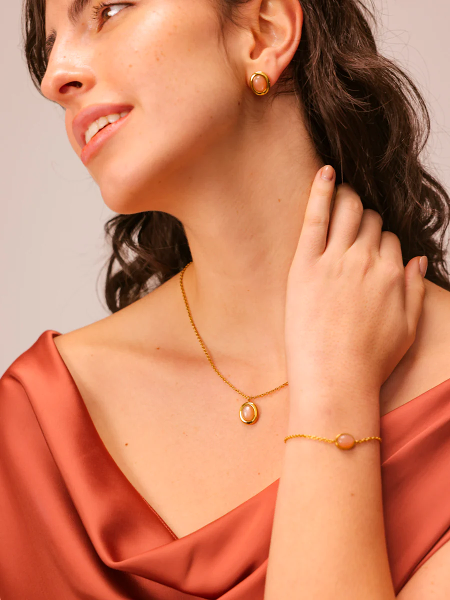 Chasing Starlight Light Orange Kette - Image 13