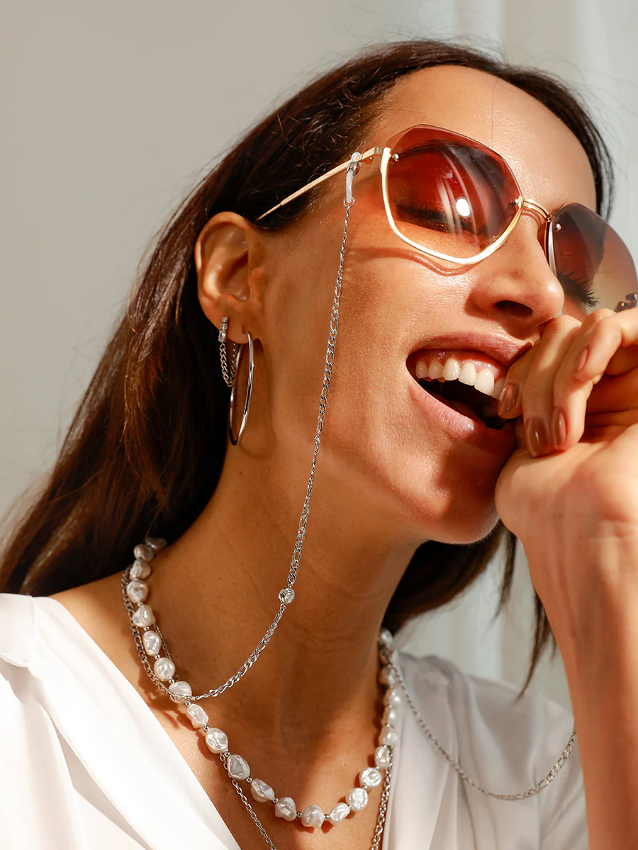 Dazzling Drape Ohrringe - Image 5