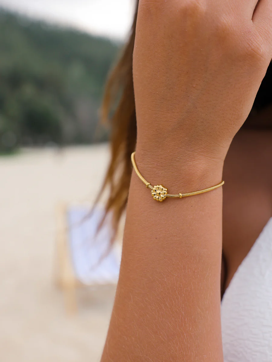 Elegant Blossom ARMBAND - Image 3