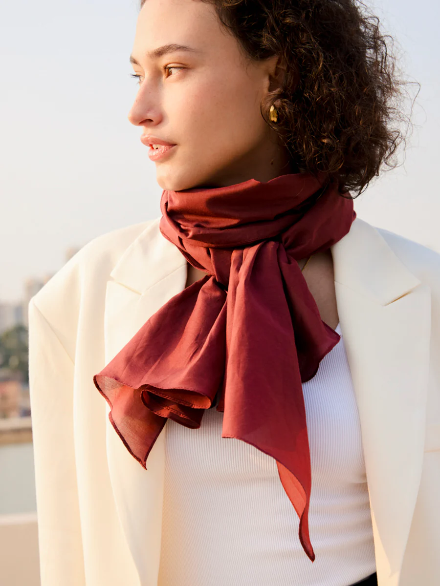 Pure Essence White Schal - Image 8