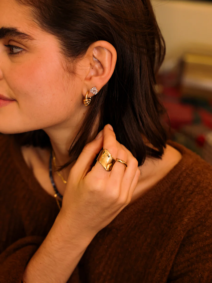 Pure Form Ring - Image 3