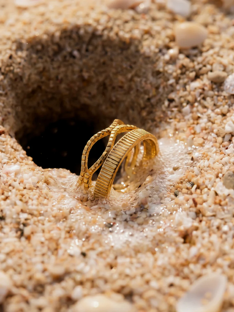 Subtle Beauty Ring - Image 4